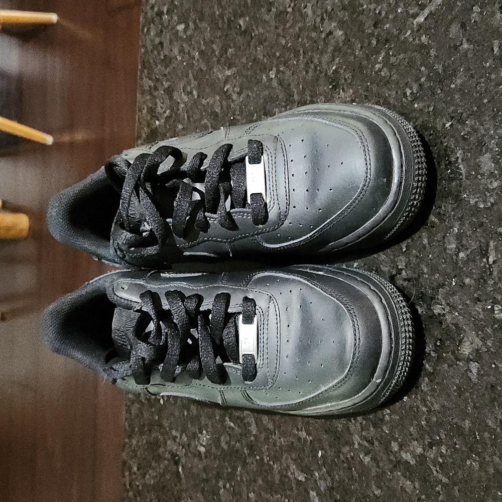 Black Nike Air Force Shoes